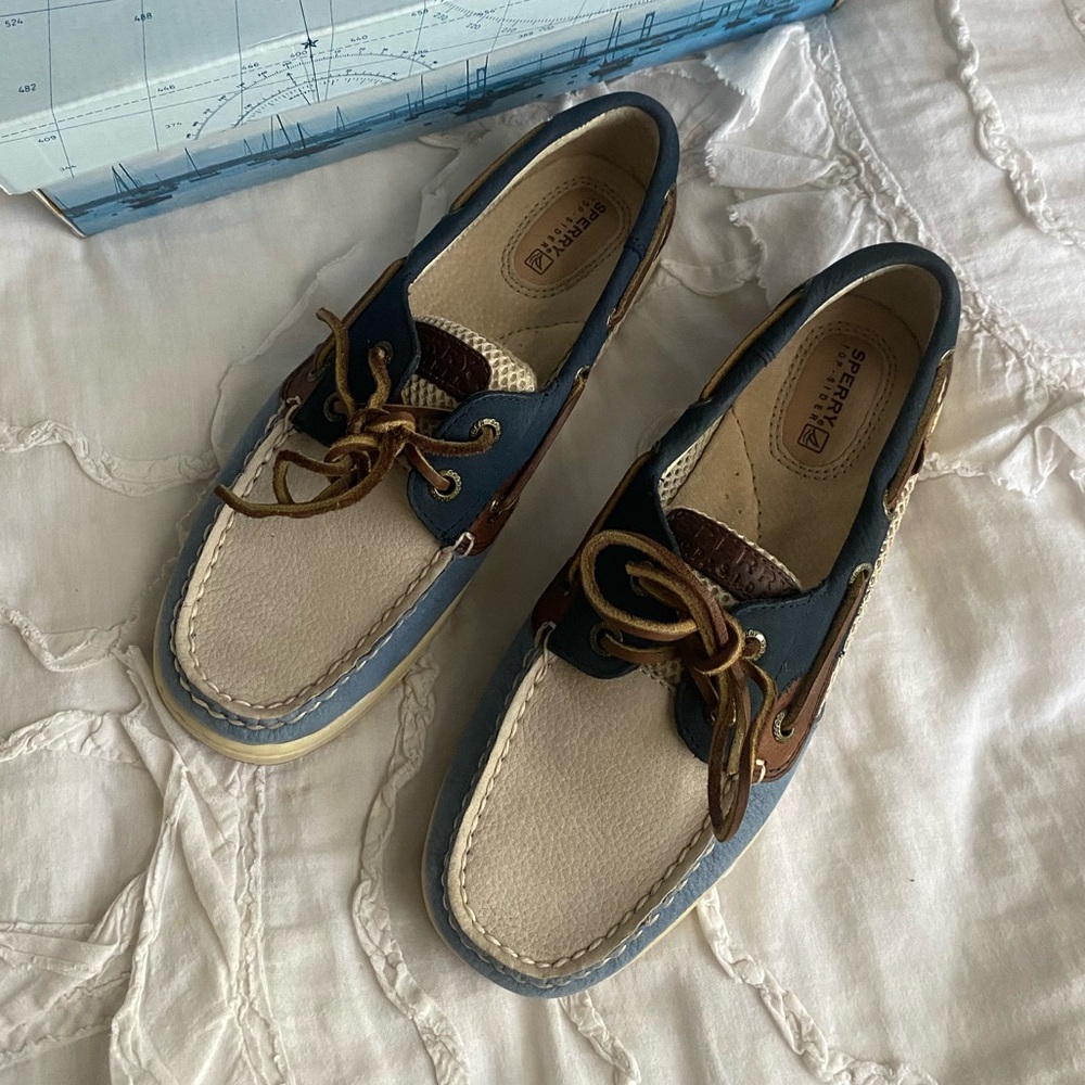 Sperry Sneakers
